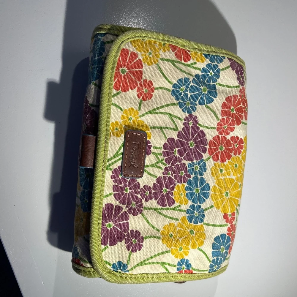 Fossil Cosmetic Bag - Picture 9 of 9